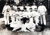 /album/a-diktator/adolf-hitler-1916-oktober-26-an-felso-sor-jobbrol-a-masodik-jpg/